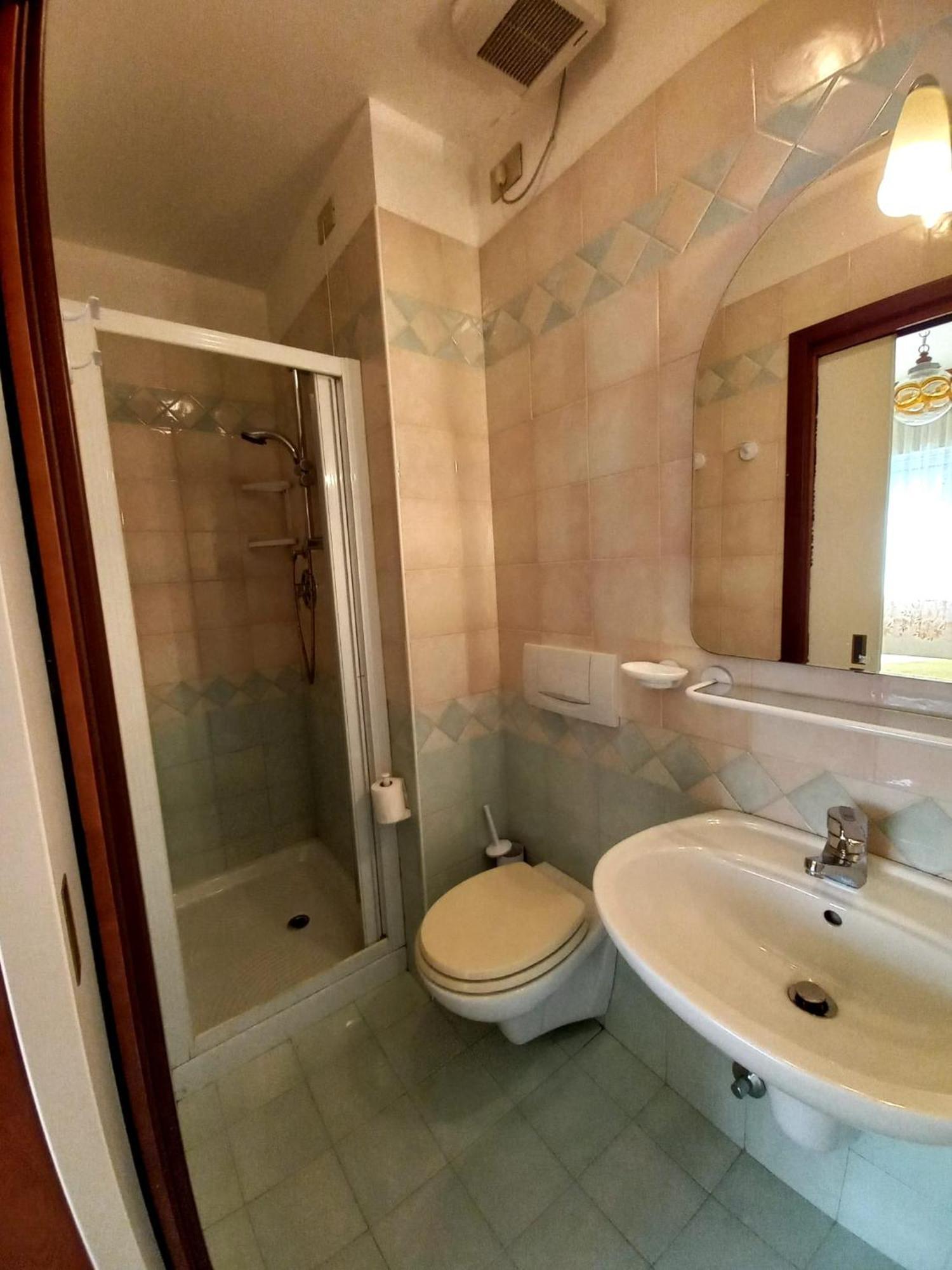 Villa Anny Lignano Sabbiadoro Bagian luar foto
